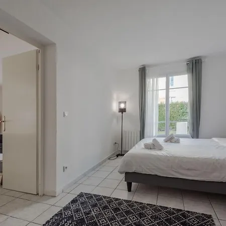 Bed & Breakfast Next To Disneyland And Paris Bmyguest *